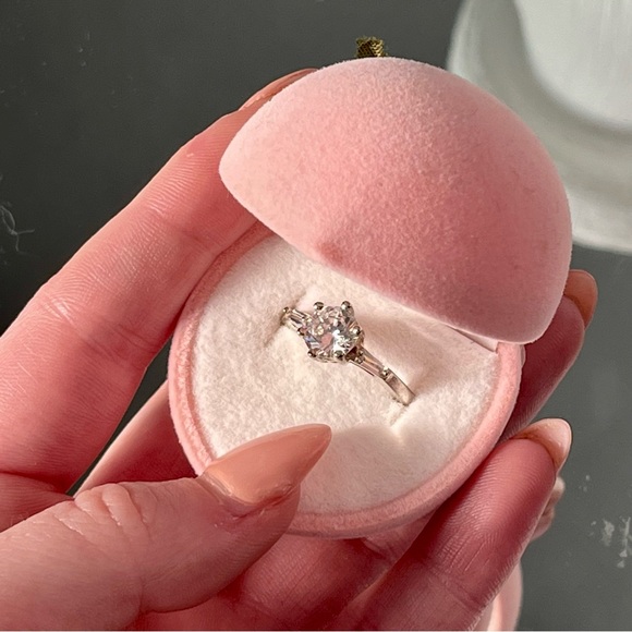 Silver CZ Ring - Picture 6 of 6